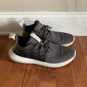 Adidas sneakers size 7